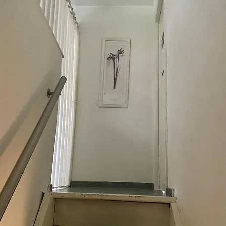 Homestay With Private Entrance *
